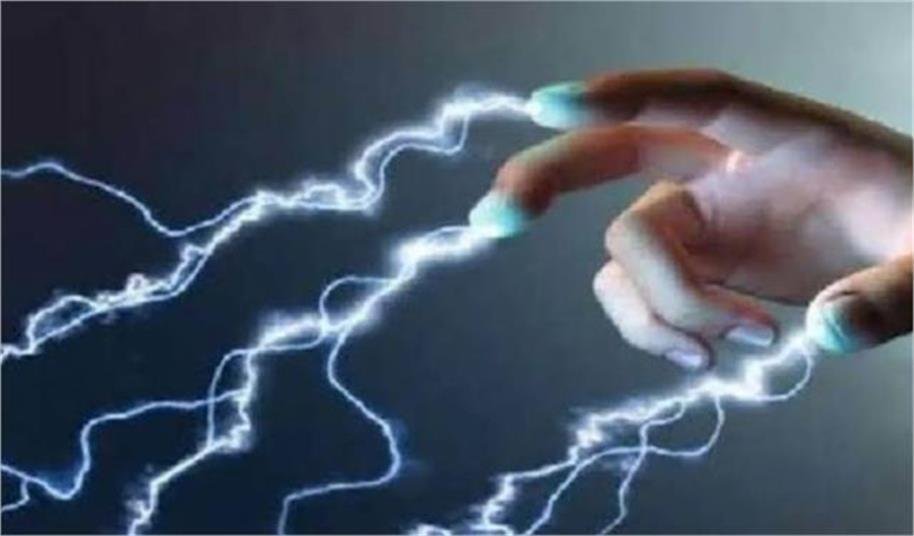 दतिया में खेत पर काम कर रहे युवक को लगा करंट, हुई मौत