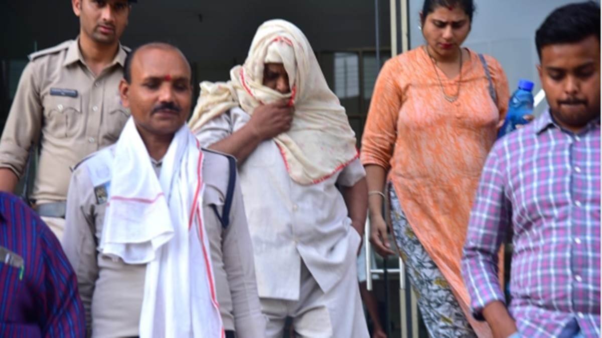 11 निजी स्कूलों ने वसूली 81 करोड़ 30 लाख रुपये अतिरिक्त फीस, अभिभावकों को लौटाएंगे