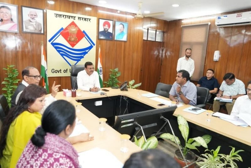 “पीएम पोषण योजना में सोशल ऑडिट बढ़ाने के निर्देश, मुख्य सचिव आनन्द बर्द्धन सख्त”