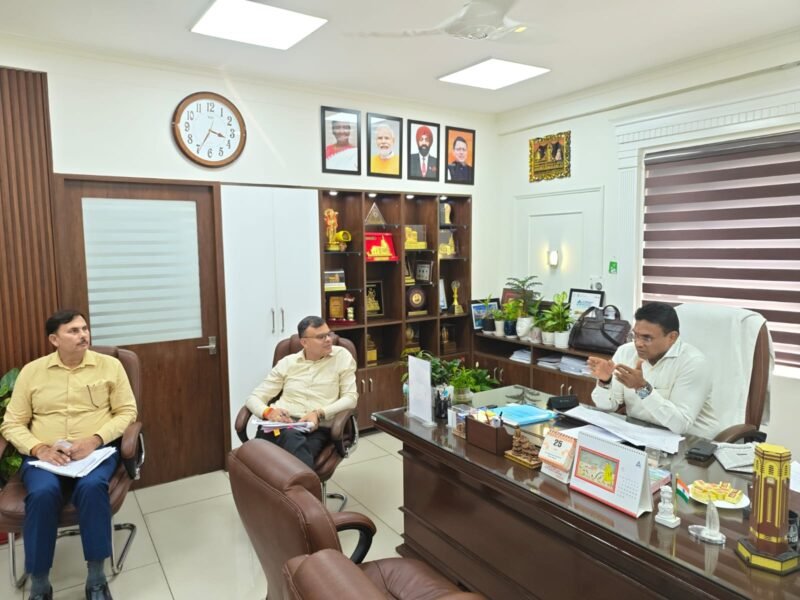 धामी सरकार की सख्ती, अवैध प्लॉटिंग और रियल एस्टेट अनियमितताओं पर कसेगा शिकंजा, रेरा में बड़े सुधारों की तैयारी