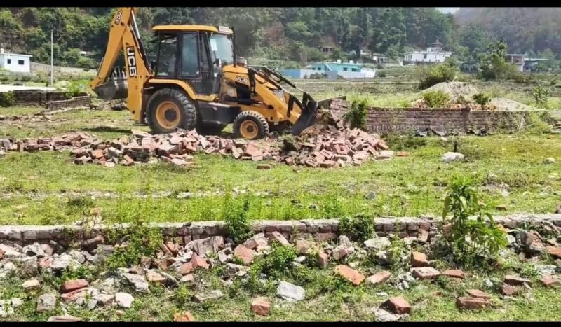 आज फिर गरजा MDDA का बुलडोजर… लेकिन बड़े प्रोजेक्ट्स पर कार्रवाई का इंतजार!