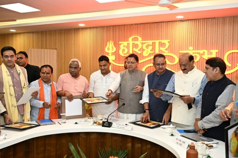 धामी सरकार का बड़ा कदम: कुंभ-2027 को मिलेगी वैश्विक पहचान, CM ने किया लोगो, वेबसाइट और गीत का लोकार्पण
