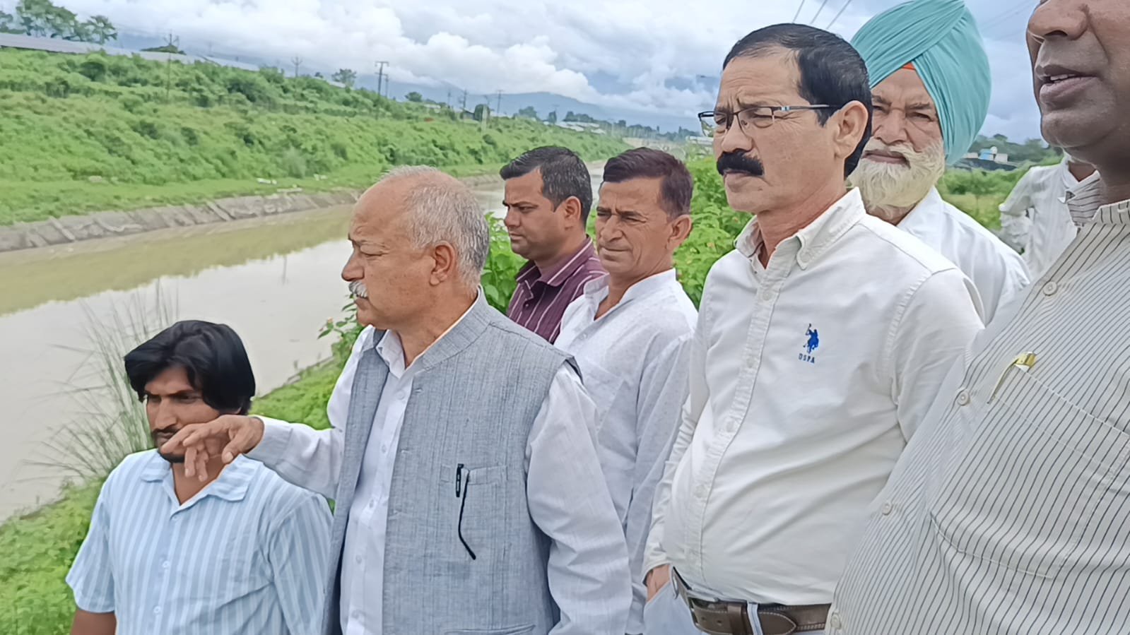 जल विद्युत निगम की शक्ति नहर के बार-बार क्षतिग्रस्त होने को लेकर दहाड़ा मोर्चा