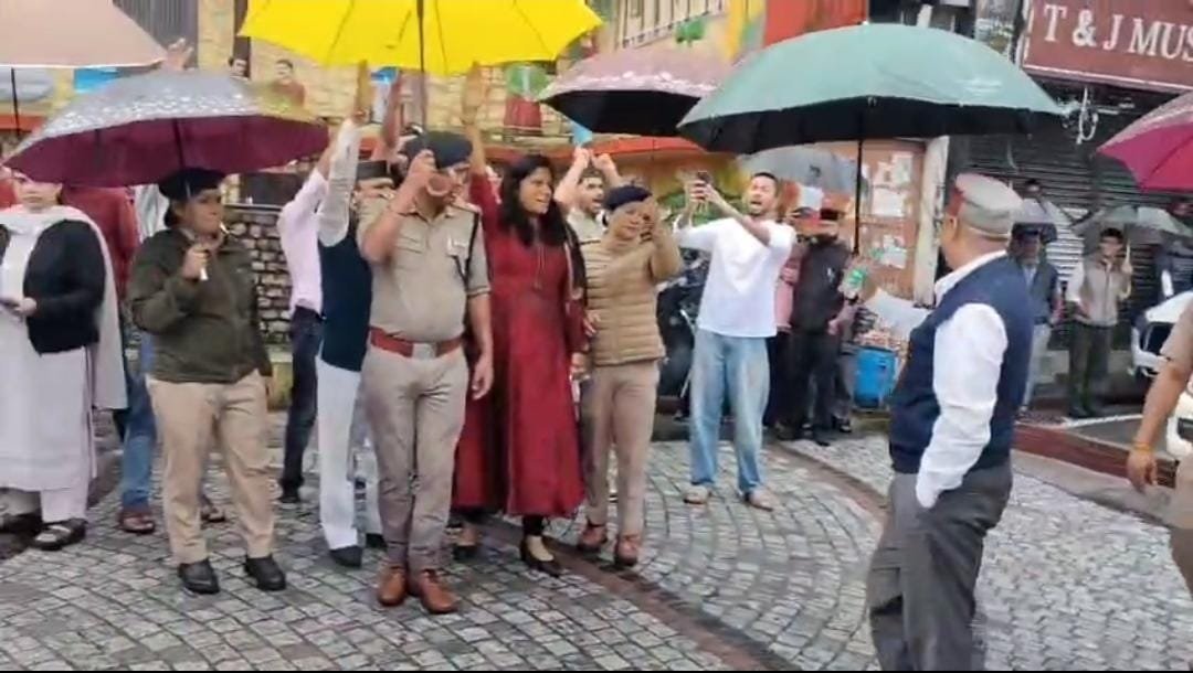 शहीदों की बरसी पर सियासत पर यूकेडी का संग्राम, मसूरी गोलीकांड के दोषी को पद्म भूषण देना दुर्भाग्यपूर्ण