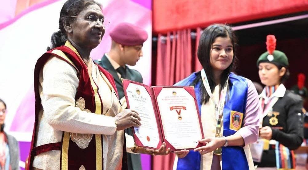 राष्ट्रपति द्रौपदी मुर्मु ने नैनीताल जनपद में स्थित कुमाऊँ विश्वविद्यालय के बीसवें दीक्षांत समारोह में शिरकत की