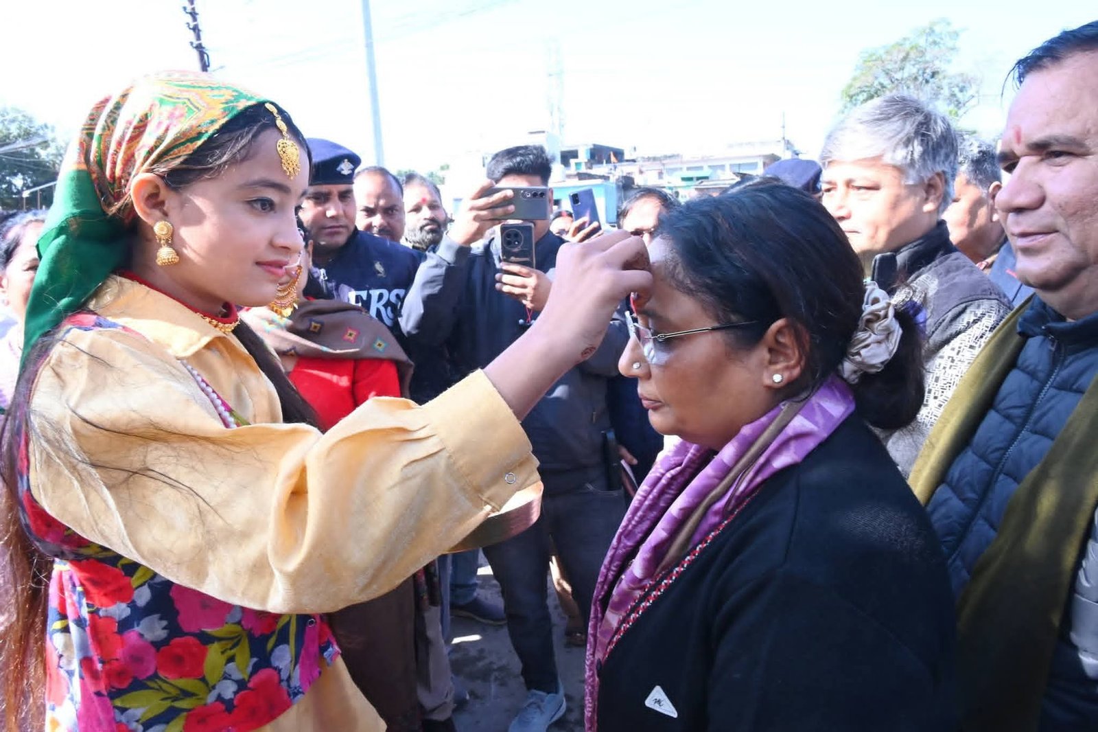 कोटद्वार में वीरांगना तीलू रौतेली जी की प्रतिमा का ऐतिहासिक लोकार्पण, विधानसभा अध्यक्ष ऋतु खण्डूडी भूषण ने किया उद्घाटन