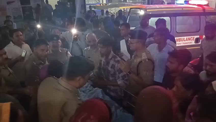 अस्पताल में इलाज के दौरान एक महिला की मौत, परिजनों का अस्पताल में हंगामा