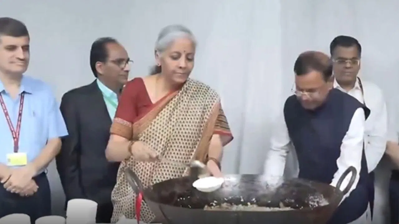 हलवा सेरेमनी के बाद ‘लॉक’ हुए वित्त मंत्रालय के अधिकारी, अब बजट पेश होने के बाद ही जा पाएंगे घर, ये है वजह