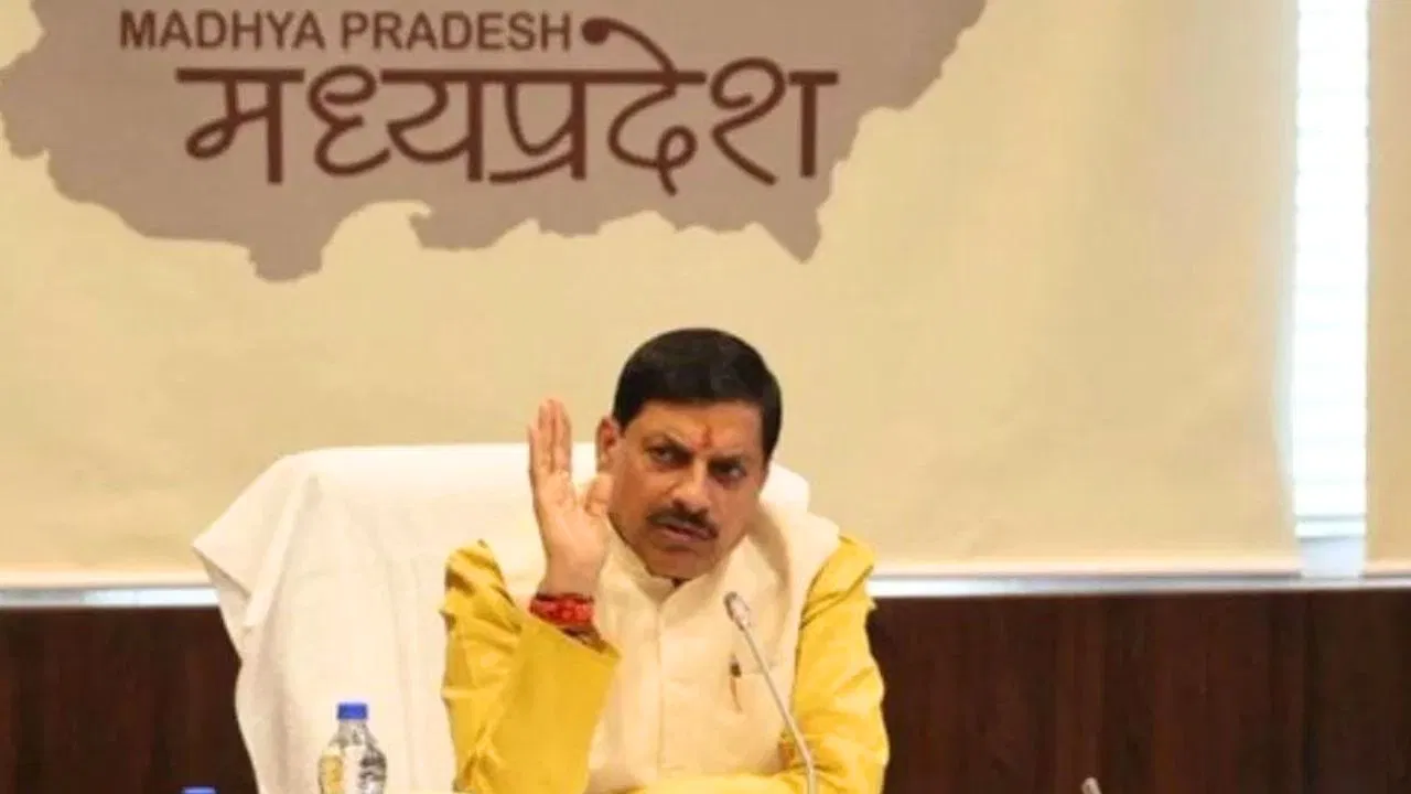 CM मोहन यादव के निर्देश पर अवैध खनन के खिलाफ कार्रवाई तेज, अब तक 200 केस दर्ज